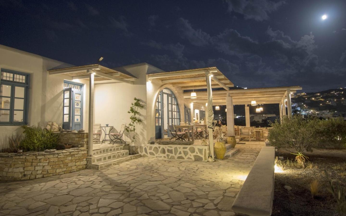 איוס חורה Glaros Hotel מראה חיצוני תמונה