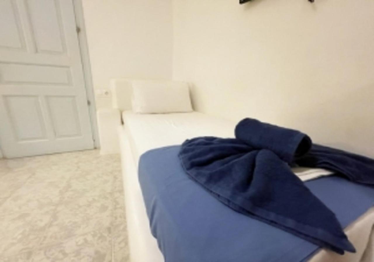 איוס חורה Glaros Hotel מראה חיצוני תמונה