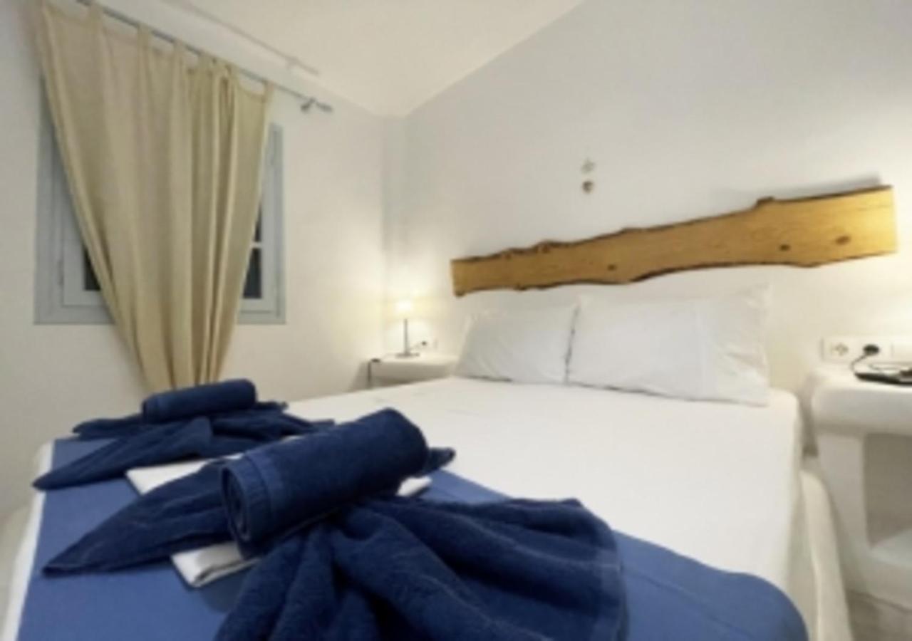 איוס חורה Glaros Hotel מראה חיצוני תמונה