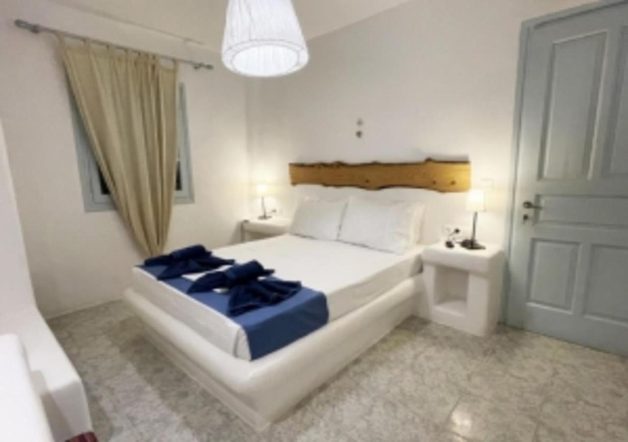 איוס חורה Glaros Hotel מראה חיצוני תמונה