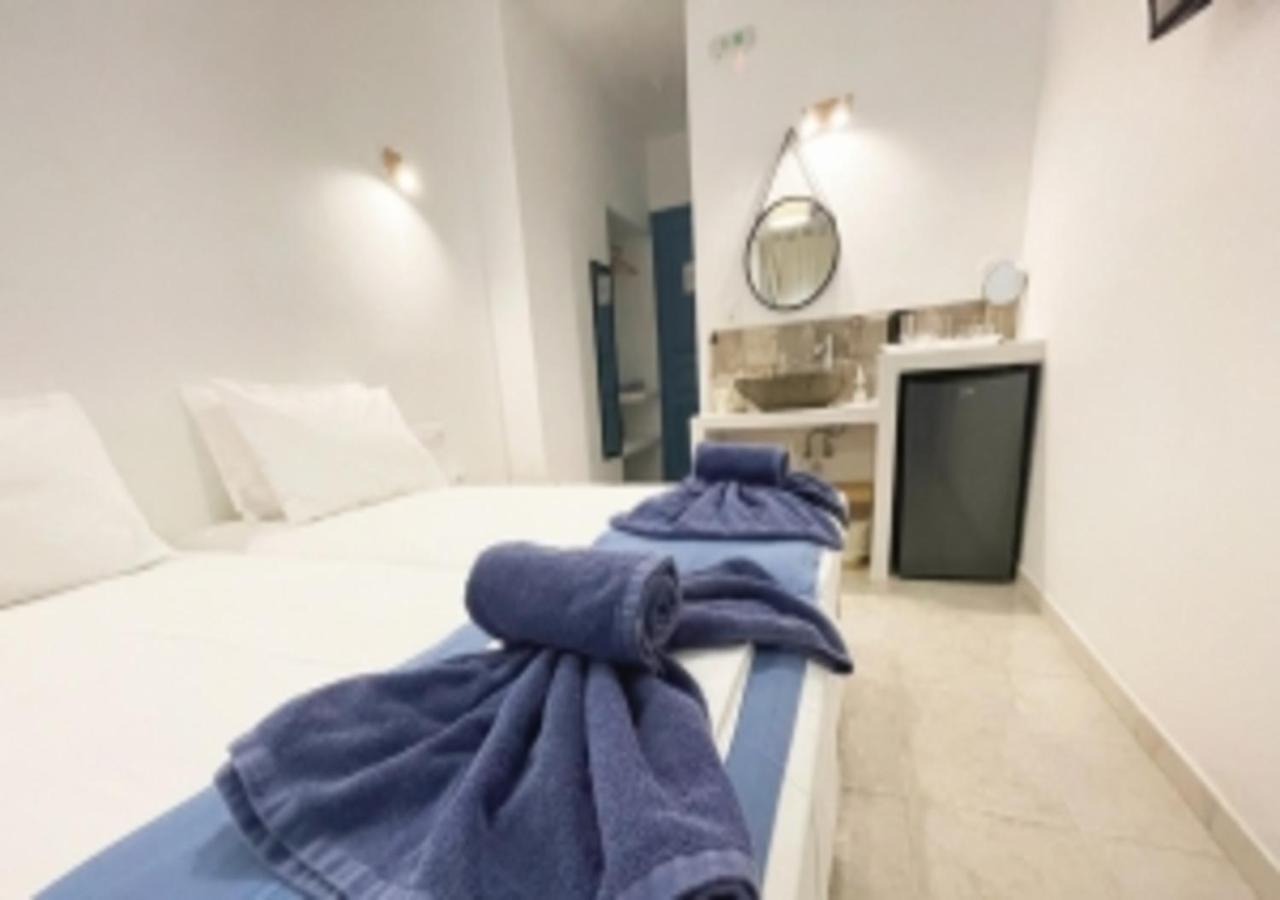 איוס חורה Glaros Hotel מראה חיצוני תמונה