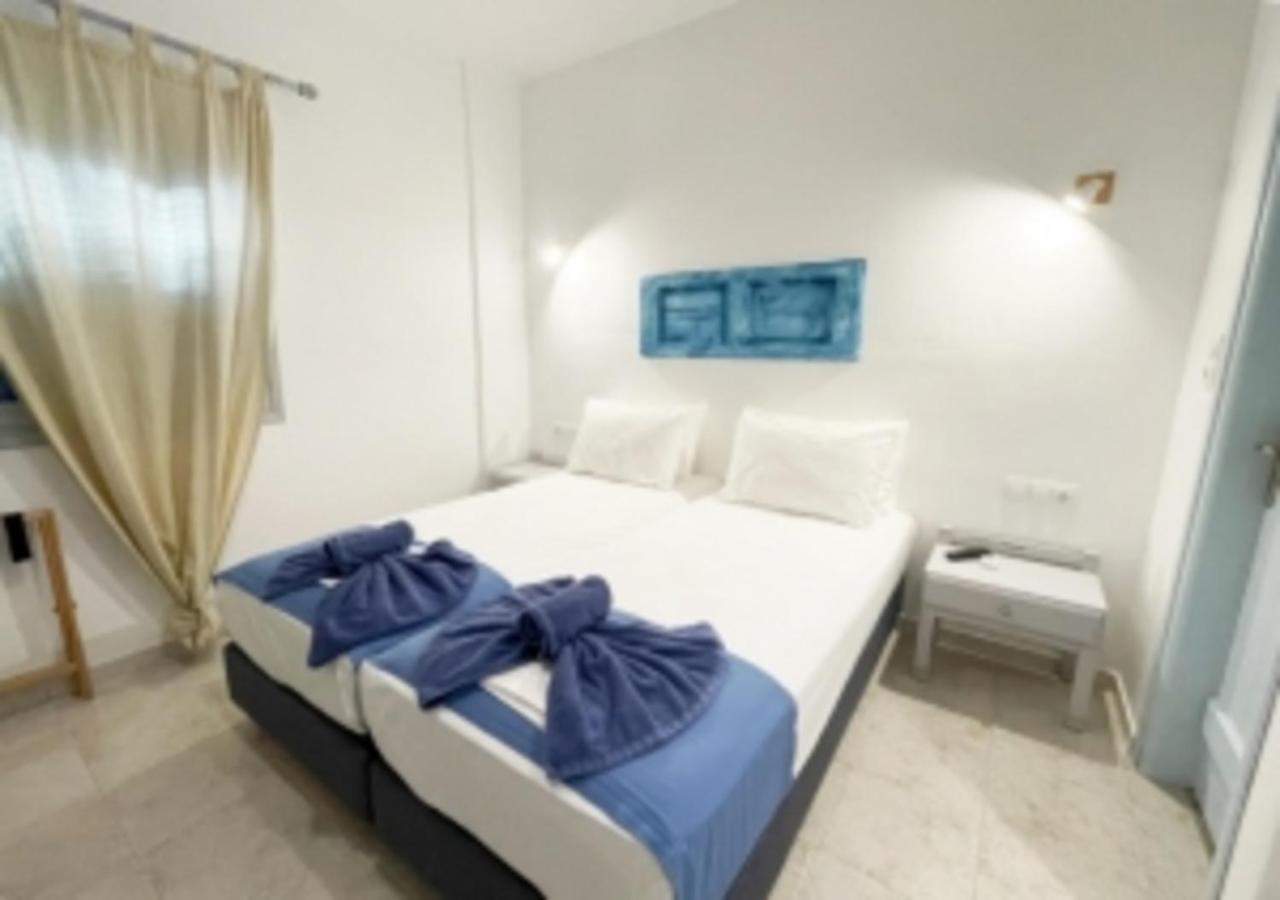 איוס חורה Glaros Hotel מראה חיצוני תמונה