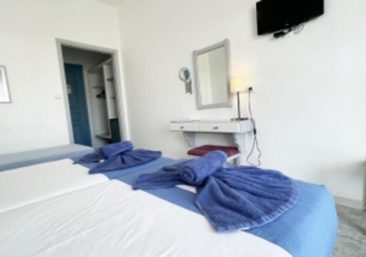 איוס חורה Glaros Hotel מראה חיצוני תמונה