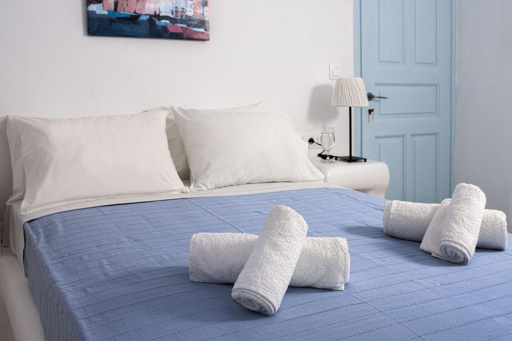 איוס חורה Glaros Hotel מראה חיצוני תמונה