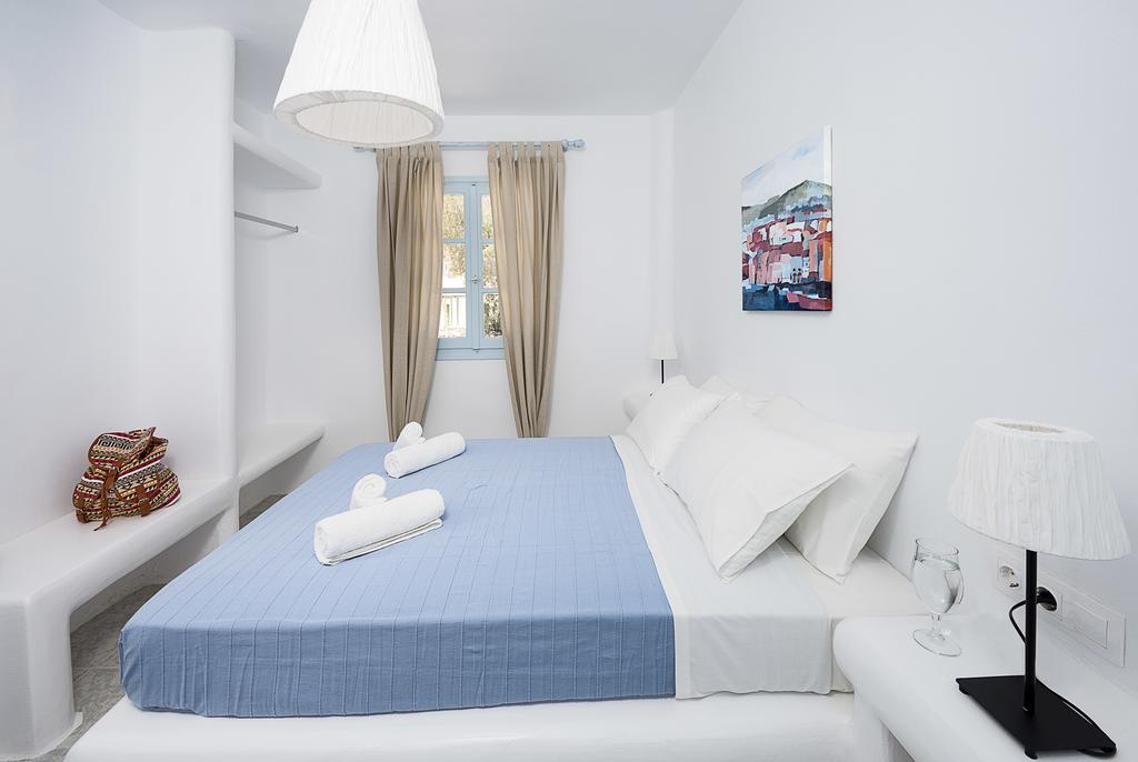 איוס חורה Glaros Hotel מראה חיצוני תמונה